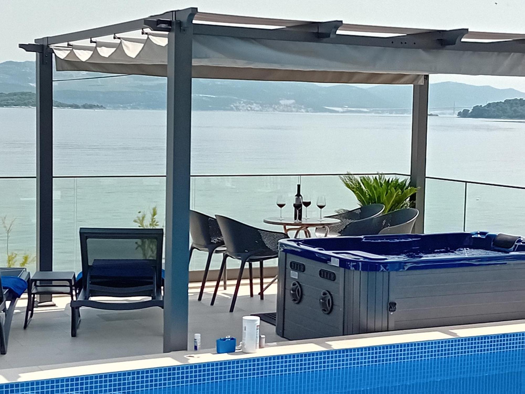 Villa Nada Drače エクステリア 写真